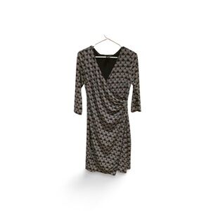 White House Black Market Geo-Print Faux Wrap Dress, Ruched, 3/4 Sleeve, Size 4